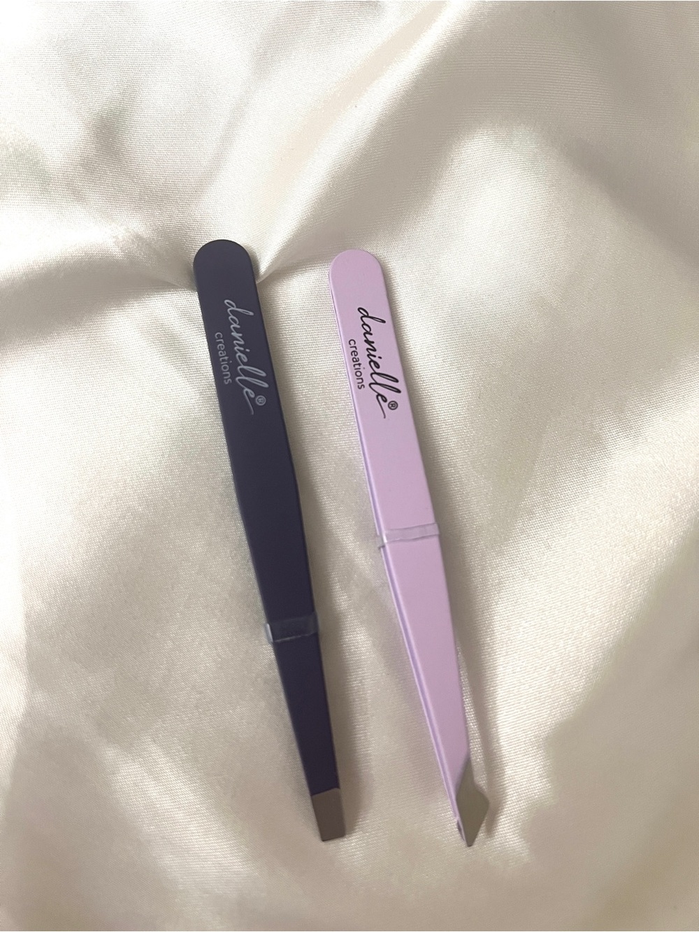 Danielle Creations Slant Tweezer Set Brow Hair Accessories - Lavender & Purple